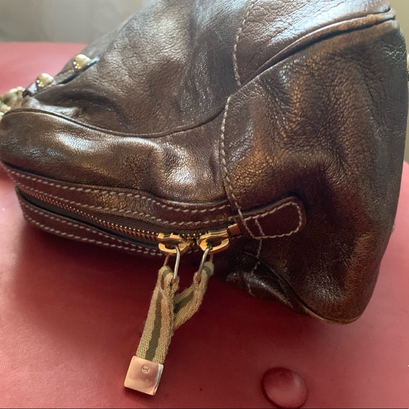 Vintage Gucci bronze metallic purse. - Picture 4 of 11